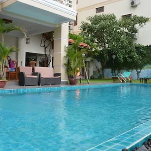 https://thanh-van-2-hotel.hotelsofhoian.com