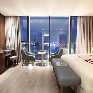 https://avora-hotel-170-bach-dang-street.dananghotels.net